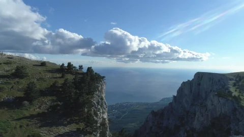 Stock Video Beautiful Mountain Scenery And Town Live Wallpaper For PC - Free Live Wallpaper