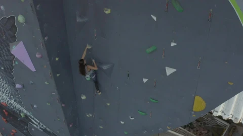 Video Stock Climbing A Large Tower To Practice Mountaineering Live Wallpaper For PC - Free Live Wallpaper