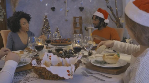 Video Stock Christmas Dinner With Friends Live Wallpaper For PC - Free Live Wallpaper