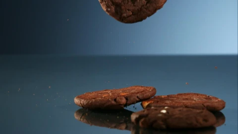Video Stock Chocolate Cookies Falling In Bouncing Live Wallpaper For PC - Free Live Wallpaper