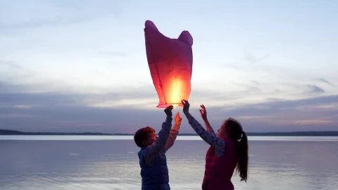 Video Stock Children Launching A Lantern Live Wallpaper For PC - Free Live Wallpaper