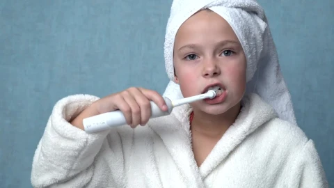 Video Stock Child Brushing Their Teeth Live Wallpaper For PC - Free Live Wallpaper