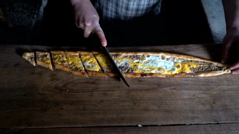 Video Stock Chef Slicing A Turkish Dish Live Wallpaper For PC - Free Live Wallpaper