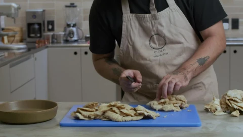 Video Stock Chef Preparing Mushrooms For Cooking Live Wallpaper For PC - Free Live Wallpaper