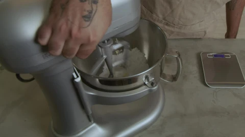 Video Stock Chef Beating A Mixture In An Electric Mixer Live Wallpaper For PC - Free Live Wallpaper