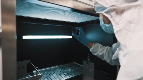 Video Stock Checking A Lens At A Factory Live Wallpaper For PC - Free Live Wallpaper