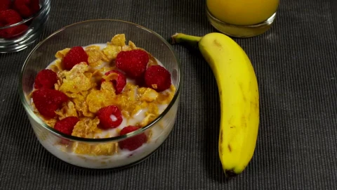 Video Stock Cereal With Berries And Milk Live Wallpaper For PC - Free Live Wallpaper