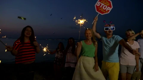 Video Stock Celebrating The End Of The Year Live Wallpaper For PC - Free Live Wallpaper