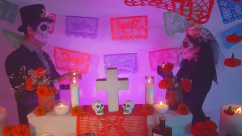 Video Stock Catrin And Catrina At An Altar On Day Of The Live Wallpaper For PC - Free Live Wallpaper