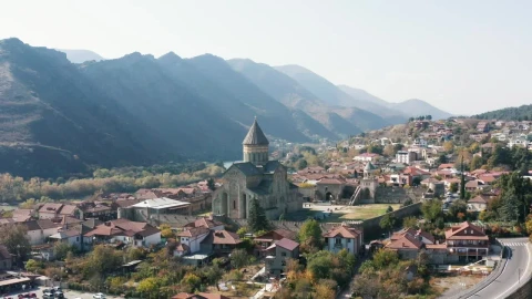 Video Stock Cathedral In The Middle Of The Town Live Wallpaper For PC - Free Live Wallpaper