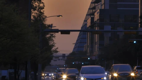 Video Stock Cars On An Avenue Of A Big City During Sunset Live Wallpaper For PC - Free Live Wallpaper