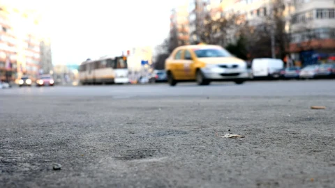 Video Stock Cars Driving Through A City Early In The Morning Live Wallpaper For PC - Free Live Wallpaper