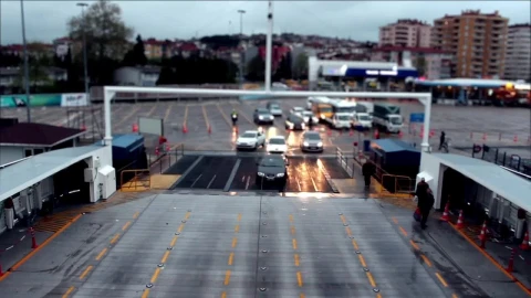 Video Stock Cars And People Passing In A Parking Lot Live Wallpaper For PC - Free Live Wallpaper