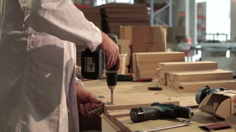 Video Stock Carpenter Using An Electric Drill Live Wallpaper For PC - Free Live Wallpaper