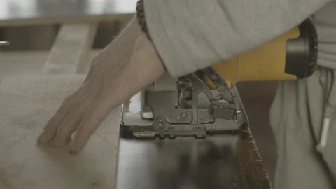 Video Stock Carpenter Using A Wood Cutter Live Wallpaper For PC - Free Live Wallpaper
