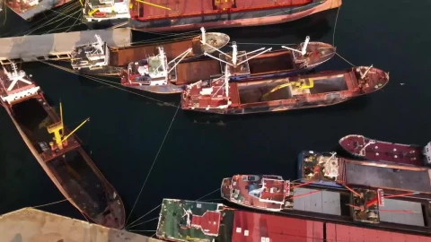 Video Stock Cargo Ships Floating On A Coast Live Wallpaper For PC - Free Live Wallpaper