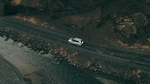 Video Stock Car Following A Shallow River Live Wallpaper For PC - Free Live Wallpaper