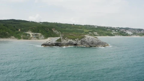 Video Stock Calm Sea Along An Empty Coast Live Wallpaper For PC - Free Live Wallpaper