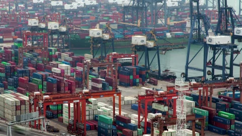 Video Stock Busy Hong King Containerport Time Lapse Live Wallpaper For PC - Free Live Wallpaper