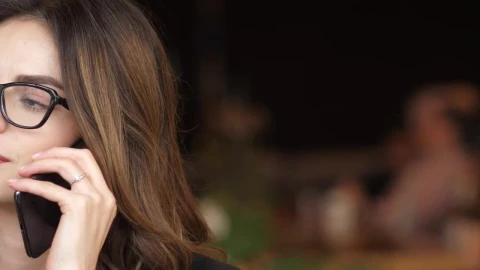 Video Stock Businesswoman In Glasses Talking On Mobile Phone Live Wallpaper For PC - Free Live Wallpaper