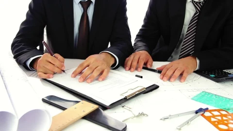 Video Stock Businessmen Signing A Sales Contract Live Wallpaper For PC - Free Live Wallpaper