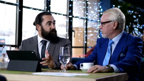 Video Stock Businessmen Having A Lunchtime Meeting Live Wallpaper For PC - Free Live Wallpaper