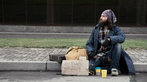 Video Stock Businessman Sharing Food To Homeless Live Wallpaper For PC - Free Live Wallpaper