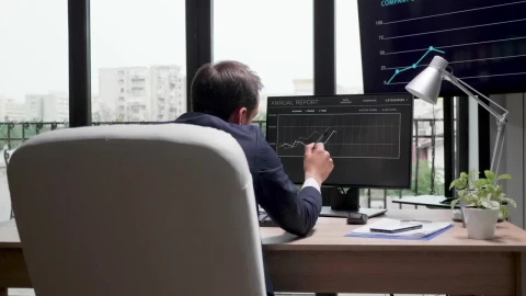 Video Stock Businessman Looking At A Successful Graph Live Wallpaper For PC - Free Live Wallpaper