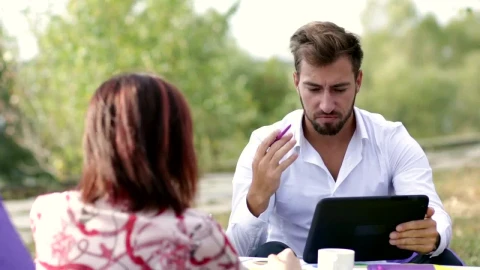 Video Stock Businessman And Is Coworker Argue Live Wallpaper For PC - Free Live Wallpaper