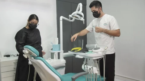 Stock Video Dentist Preparing To Work Live Wallpaper For PC - Free Live Wallpaper