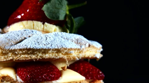 Stock Video Delicious Strawberry Dessert Spinning Slowly Live Wallpaper For PC - Free Live Wallpaper
