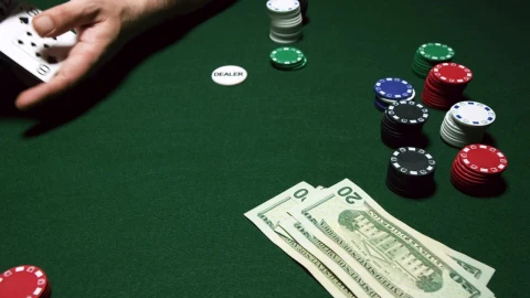 Stock Video Dealer Shuffling Cards Live Wallpaper For PC - Free Live Wallpaper