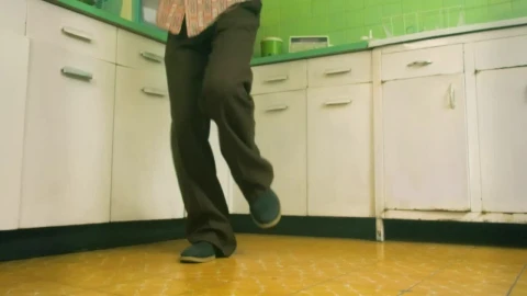 Stock Video Dance Of A Man Who Dances In A Kitchen Of Live Wallpaper For PC - Free Live Wallpaper
