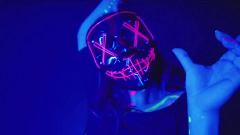Stock Video Dance Of A Girl In Front Of And Very Close Live Wallpaper For PC - Free Live Wallpaper
