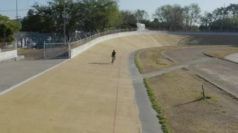 Stock Video Cyclist On A Cycling Track In A Park Live Wallpaper For PC - Free Live Wallpaper