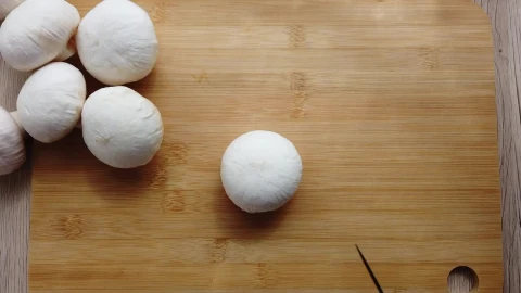Stock Video Cutting Up Mushrooms For Dinner Live Wallpaper For PC - Free Live Wallpaper