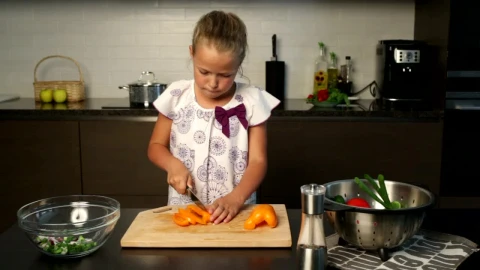 Stock Video Cutting Peppers In The Kitchen Live Wallpaper For PC - Free Live Wallpaper