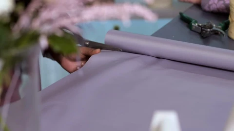 Stock Video Cutting Paper For A Bouquet Live Wallpaper For PC - Free Live Wallpaper