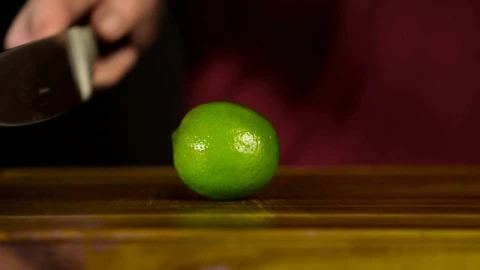 Stock Video Cutting A Lime In Half For Drinks Live Wallpaper For PC - Free Live Wallpaper