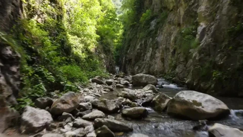 Stock Video Crossing A River Between Two Mountains Live Wallpaper For PC - Free Live Wallpaper