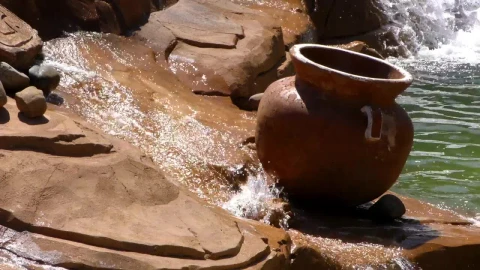 Stock Video Crock Pot Atop A Small Rock Waterfall Live Wallpaper For PC - Free Live Wallpaper
