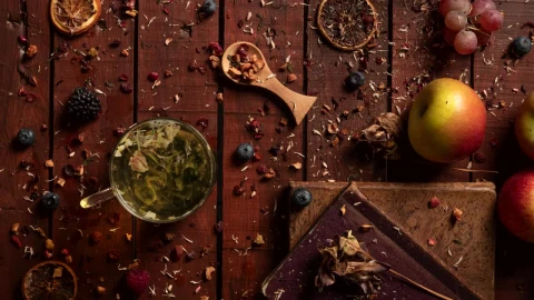 Stock Video Creating Herbal Tea Live Wallpaper For PC - Free Live Wallpaper