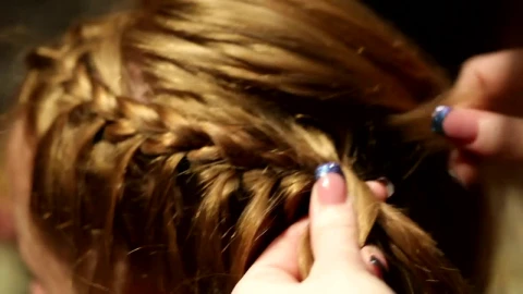 Stock Video Creating Hair Braids Live Wallpaper For PC - Free Live Wallpaper
