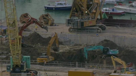 Stock Video Cranes Clearing A Drydock Live Wallpaper For PC - Free Live Wallpaper