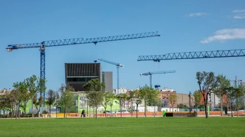 Stock Video Cranes Build A Stage In A City In Japan Live Wallpaper For PC - Free Live Wallpaper