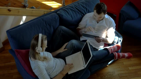 Stock Video Couple Working Together At Home Live Wallpaper For PC - Free Live Wallpaper