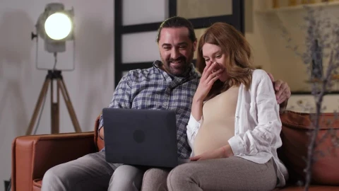 Stock Video Couple Watching A Funny Movie Live Wallpaper For PC - Free Live Wallpaper