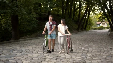 Stock Video Couple Walks In The Park While Talking Live Wallpaper For PC - Free Live Wallpaper