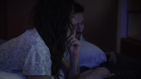 Stock Video Couple Surfing The Internet Together At Night Live Wallpaper For PC - Free Live Wallpaper