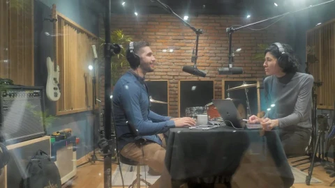 Stock Video Couple Of Broadcasters Recording Live Wallpaper For PC - Free Live Wallpaper